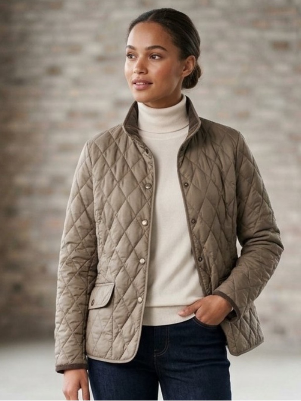 Eddie Bauer Quilted Puffer Jacket in Tan
Large
Premium goose down